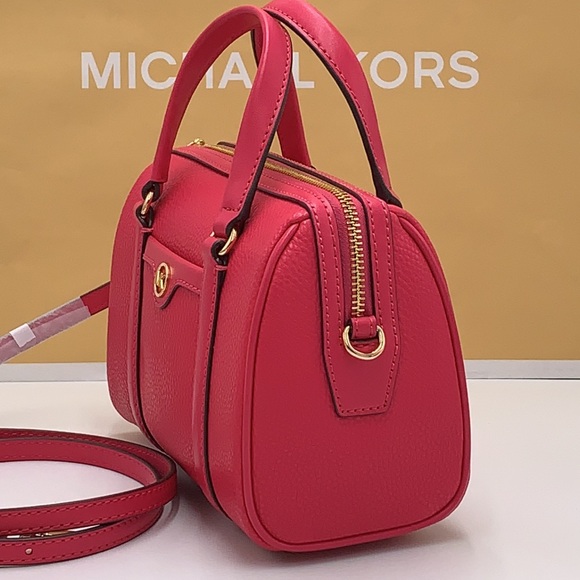 Michael Kors Travel Small Duffle Leather Crossbody Satchel Electric Pink NWT - Picture 15 of 15